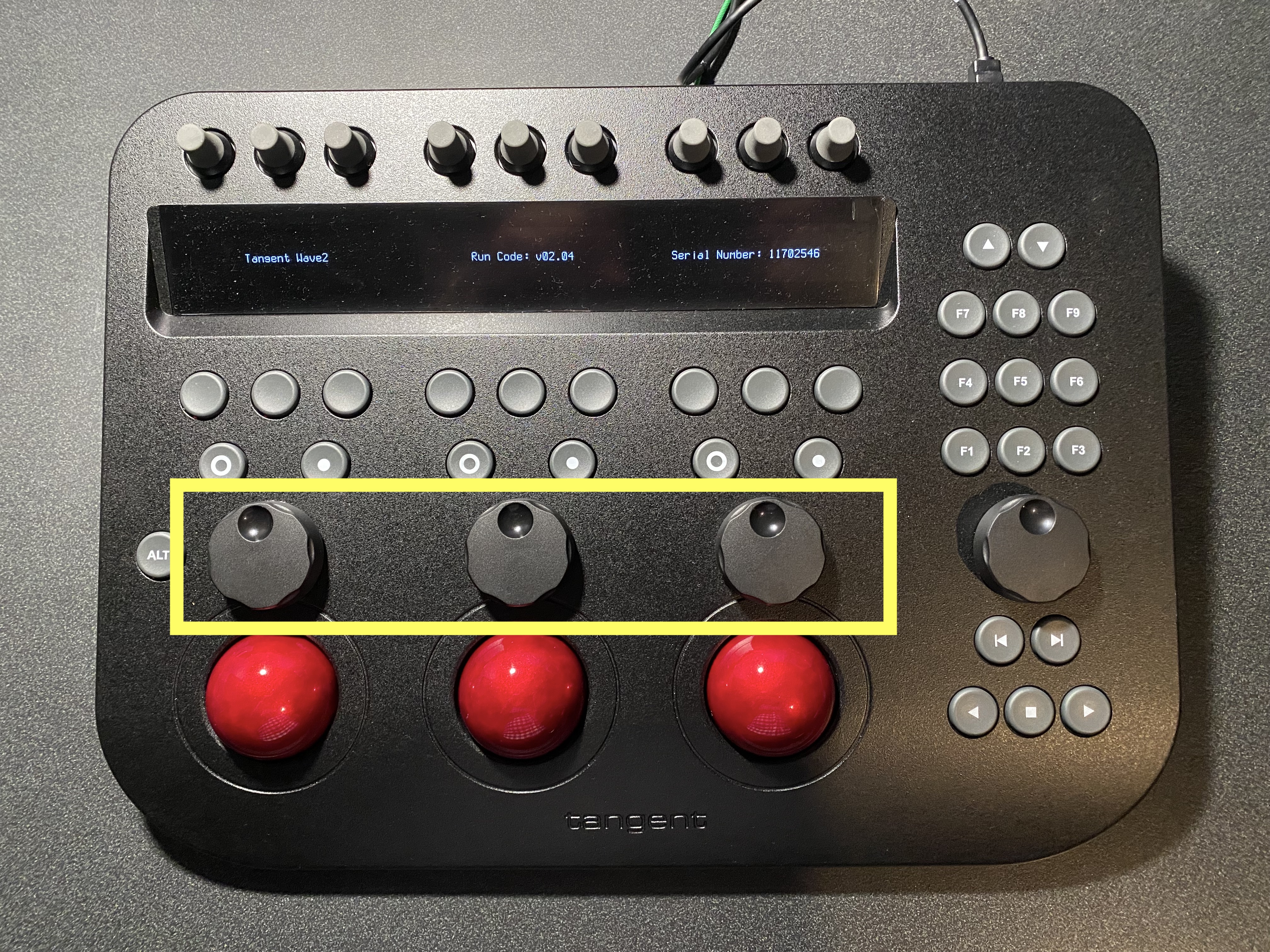 Tangent_contrast dials.jpg