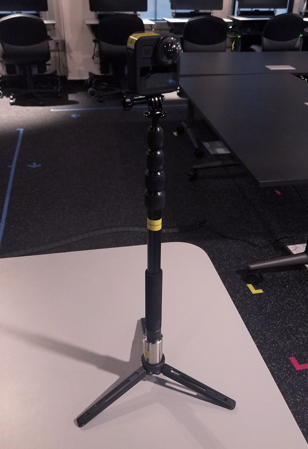Monopod.jpg