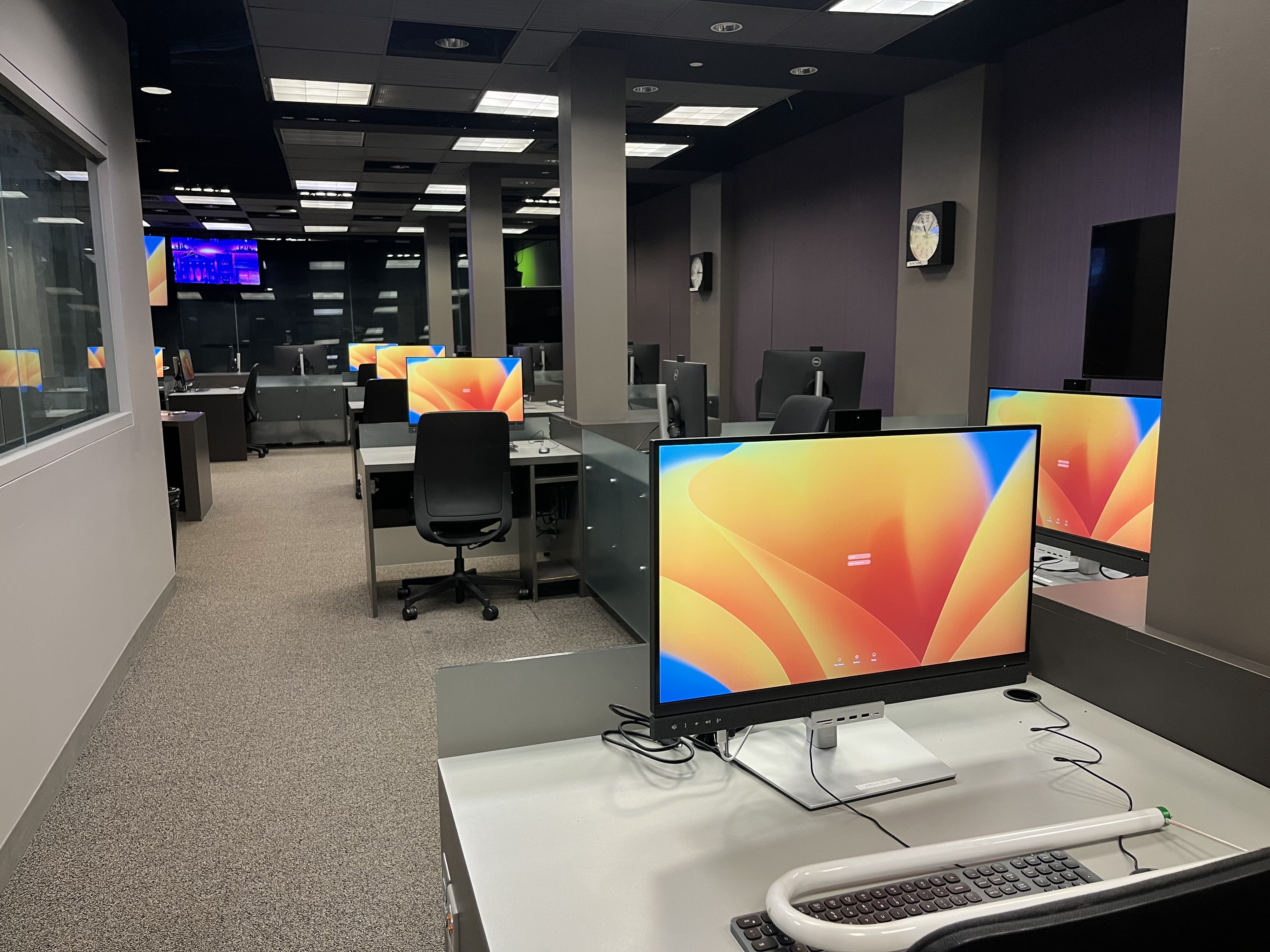 Lab And Kiosk Locations And Resources Emerson College Technology Media